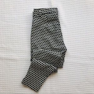 H&M Black & White Pattern Cigarette Pants